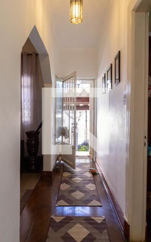 Casa à venda com 250m², 5 quartos e 5 vagasEntrada