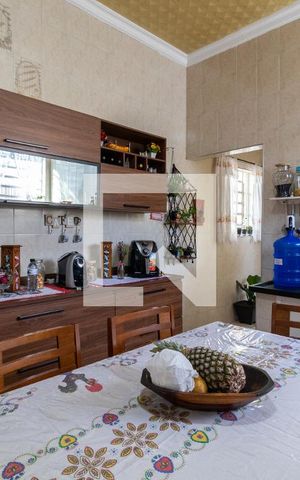 Casa à venda com 250m², 5 quartos e 5 vagasCozinha