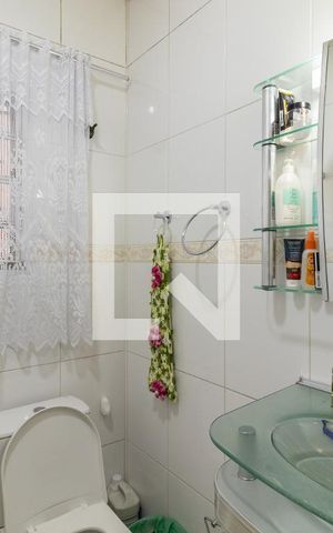 Casa à venda com 250m², 5 quartos e 5 vagasEdícula - Banheiro 1