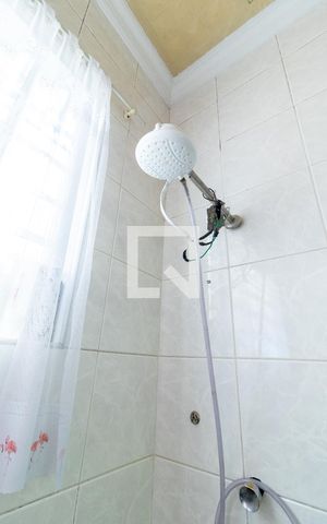 Casa à venda com 250m², 5 quartos e 5 vagasBanheiro 1