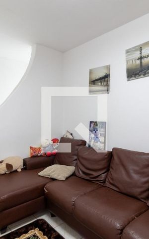 Casa à venda com 250m², 5 quartos e 5 vagasEdícula - Sala de Televisão