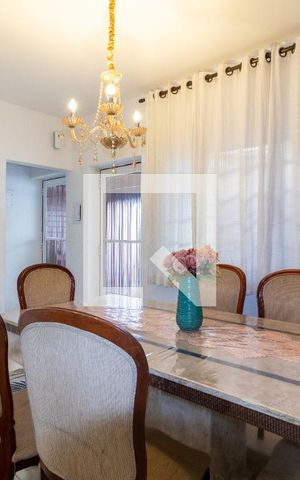 Casa à venda com 250m², 5 quartos e 5 vagasEdícula - Sala de Jantar
