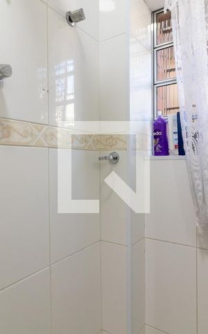 Casa à venda com 250m², 5 quartos e 5 vagasEdícula - Banheiro 1