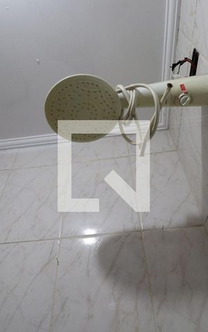 Casa para alugar com 73m², 3 quartos e 2 vagasBanheiro da Suíte