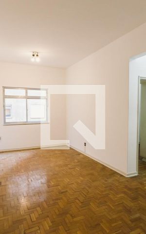 Apartamento à venda com 84m², 2 quartos e sem vaga Apartamento à venda com 84m², 2 quartos e sem vagaSala