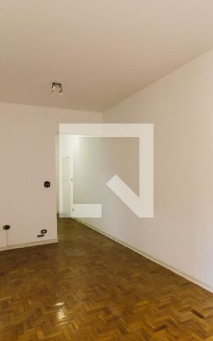 Apartamento à venda com 84m², 2 quartos e sem vaga Apartamento à venda com 84m², 2 quartos e sem vagaSala