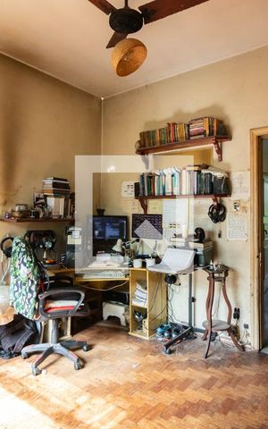 Casa à venda com 338m², 4 quartos e 2 vagasQuarto 2