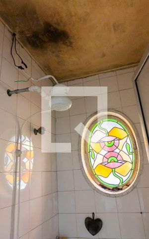 Casa à venda com 338m², 4 quartos e 2 vagasBanheiro 
