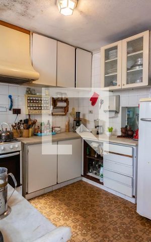 Casa à venda com 338m², 4 quartos e 2 vagasCozinha 