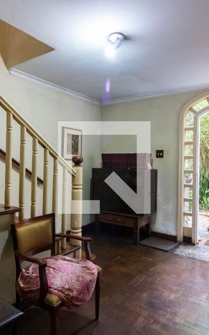 Casa à venda com 338m², 4 quartos e 2 vagasHall de entrada