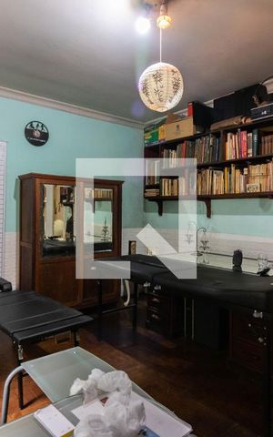 Casa à venda com 338m², 4 quartos e 2 vagasSala 2