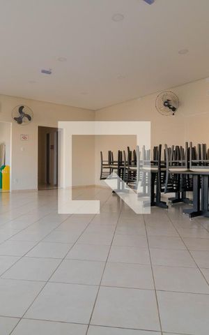 Apartamento à venda com 48m², 2 quartos e 1 vaga Apartamento à venda com 48m², 2 quartos e 1 vagaÁrea comum - Salão de festas