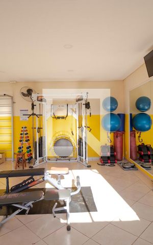 Apartamento à venda com 48m², 2 quartos e 1 vaga Apartamento à venda com 48m², 2 quartos e 1 vagaÁrea comum - Academia