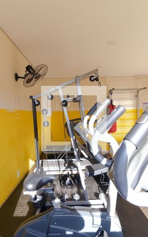 Apartamento à venda com 48m², 2 quartos e 1 vaga Apartamento à venda com 48m², 2 quartos e 1 vagaÁrea comum - Academia