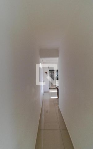 Apartamento à venda com 48m², 2 quartos e 1 vaga Apartamento à venda com 48m², 2 quartos e 1 vagaCorredor