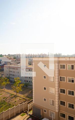 Apartamento à venda com 48m², 2 quartos e 1 vaga Apartamento à venda com 48m², 2 quartos e 1 vagaVista do Quarto 01
