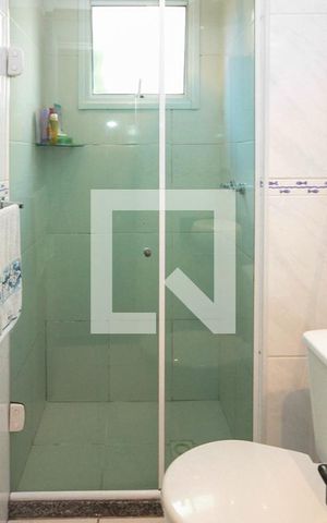 Apartamento à venda com 46m², 2 quartos e 1 vaga Apartamento à venda com 46m², 2 quartos e 1 vagaBanheiro