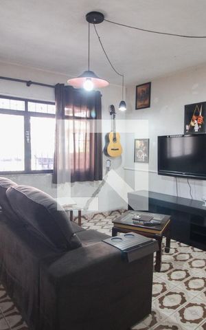 Casa à venda com 125m², 3 quartos e 2 vagassala