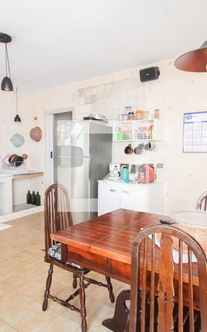 Casa à venda com 125m², 3 quartos e 2 vagascozinha