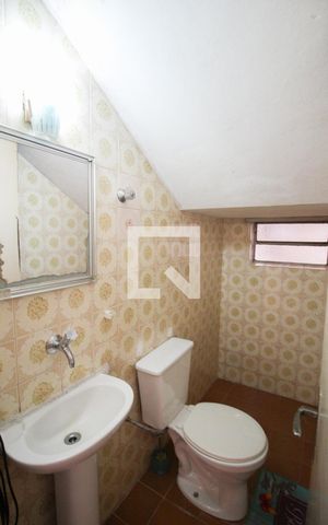Casa à venda com 125m², 3 quartos e 2 vagaslavabo