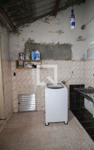 Casa à venda com 125m², 3 quartos e 2 vagasarea de serviço
