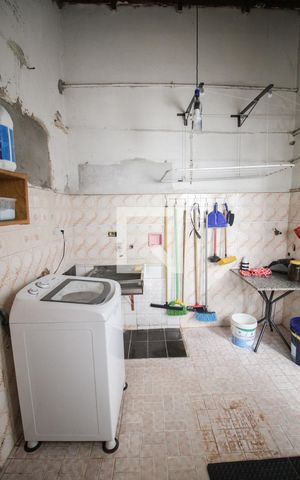 Casa à venda com 125m², 3 quartos e 2 vagasarea de serviço