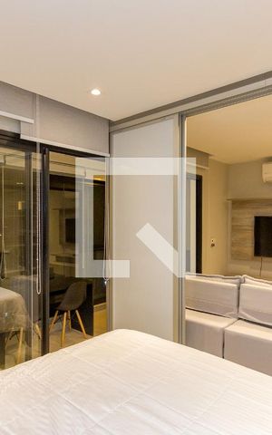 Apartamento para alugar com 42m², 1 quarto e 1 vaga Apartamento para alugar com 42m², 1 quarto e 1 vagaStudio