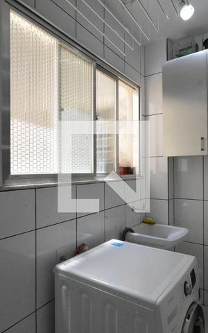 Apartamento à venda com 63m², 2 quartos e 1 vagaÁrea de serviço