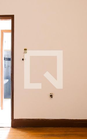 Casa à venda com 320m², 3 quartos e 1 vaga Casa à venda com 320m², 3 quartos e 1 vagaQuarto