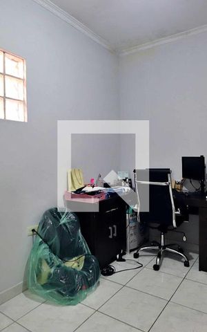 Casa à venda com 192m², 3 quartos e 1 vagaQuarto 3