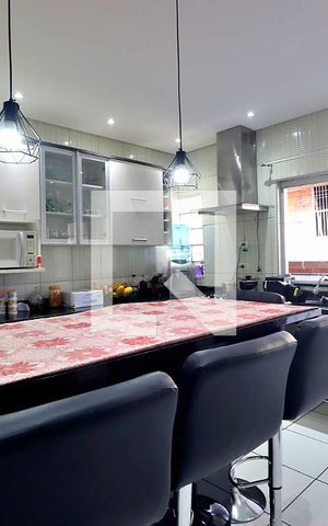 Casa à venda com 192m², 3 quartos e 1 vagaCozinha