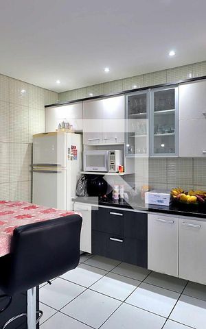 Casa à venda com 192m², 3 quartos e 1 vagaCozinha