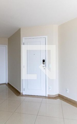 Apartamento à venda com 103m², 4 quartos e 2 vagas Apartamento à venda com 103m², 4 quartos e 2 vagasSala