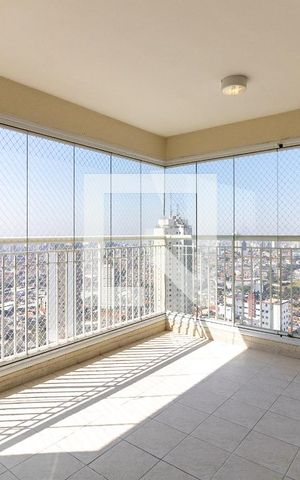 Apartamento à venda com 103m², 4 quartos e 2 vagas Apartamento à venda com 103m², 4 quartos e 2 vagasVaranda