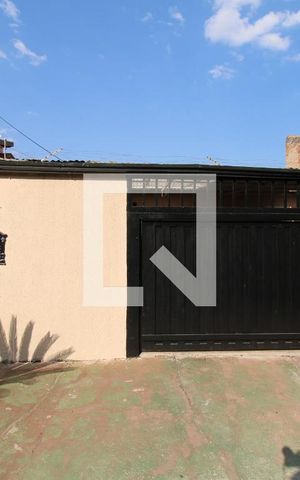 Casa à venda com 260m², 3 quartos e 2 vagasFachada