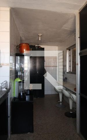 Casa à venda com 260m², 3 quartos e 2 vagasCozinha