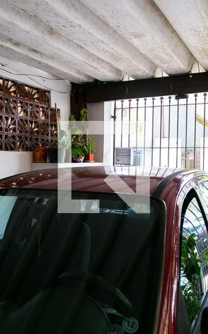 Casa à venda com 130m², 4 quartos e 1 vagaGaragem