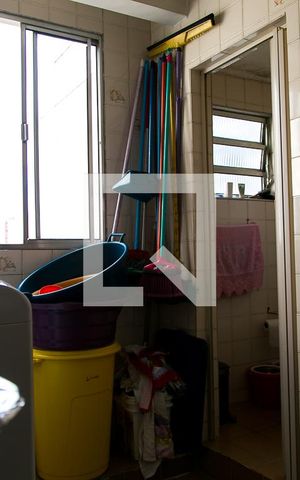 Casa à venda com 130m², 4 quartos e 1 vagaÁrea de Serviço
