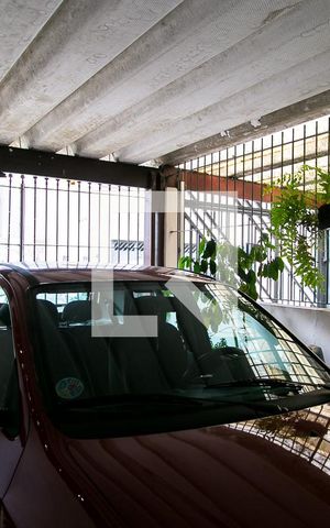 Casa à venda com 130m², 4 quartos e 1 vagaGaragem