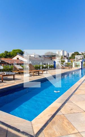 Apartamento à venda com 130m², 3 quartos e 3 vagas Apartamento à venda com 130m², 3 quartos e 3 vagasPiscina