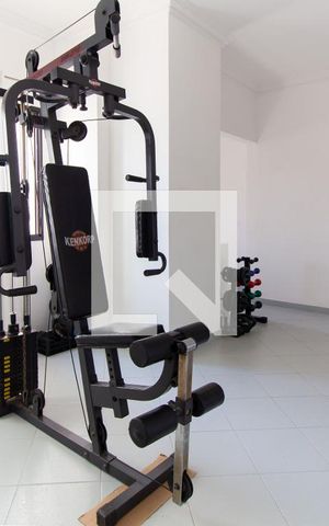 Apartamento à venda com 130m², 3 quartos e 3 vagas Apartamento à venda com 130m², 3 quartos e 3 vagasAcademia