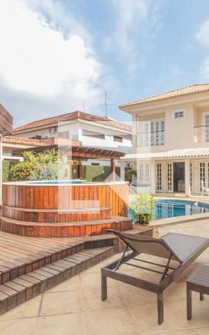 Casa de condomínio à venda com 600m², 6 quartos e 2 vagasÁrea Externa