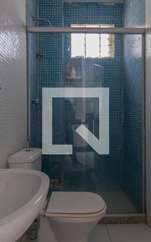 Casa de condomínio à venda com 600m², 6 quartos e 2 vagasBanheiro de Serviço