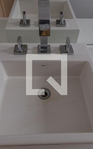 Casa de condomínio à venda com 600m², 6 quartos e 2 vagasBanheiro Social