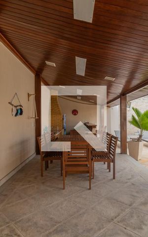 Casa de condomínio à venda com 600m², 6 quartos e 2 vagasChurrasqueira