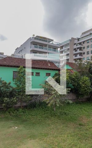 Casa de condomínio à venda com 600m², 6 quartos e 2 vagasQuarto 1