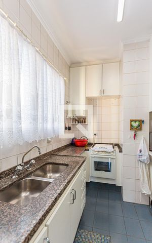 Apartamento à venda com 110m², 3 quartos e 2 vagas Apartamento à venda com 110m², 3 quartos e 2 vagasCozinha