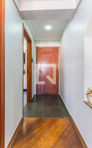 Apartamento à venda com 110m², 3 quartos e 2 vagas Apartamento à venda com 110m², 3 quartos e 2 vagasSala