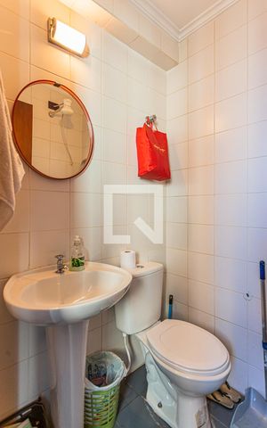 Apartamento à venda com 110m², 3 quartos e 2 vagas Apartamento à venda com 110m², 3 quartos e 2 vagasBanheiro de Serviço