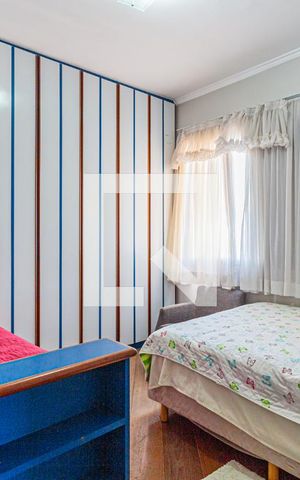 Apartamento à venda com 110m², 3 quartos e 2 vagas Apartamento à venda com 110m², 3 quartos e 2 vagasQuarto 1